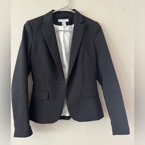 H&M women’s black blazer, size 6